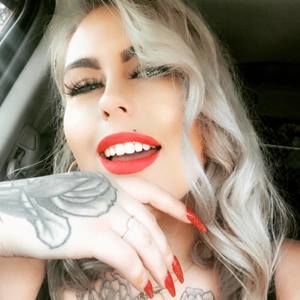 Meet your Posher, Taay